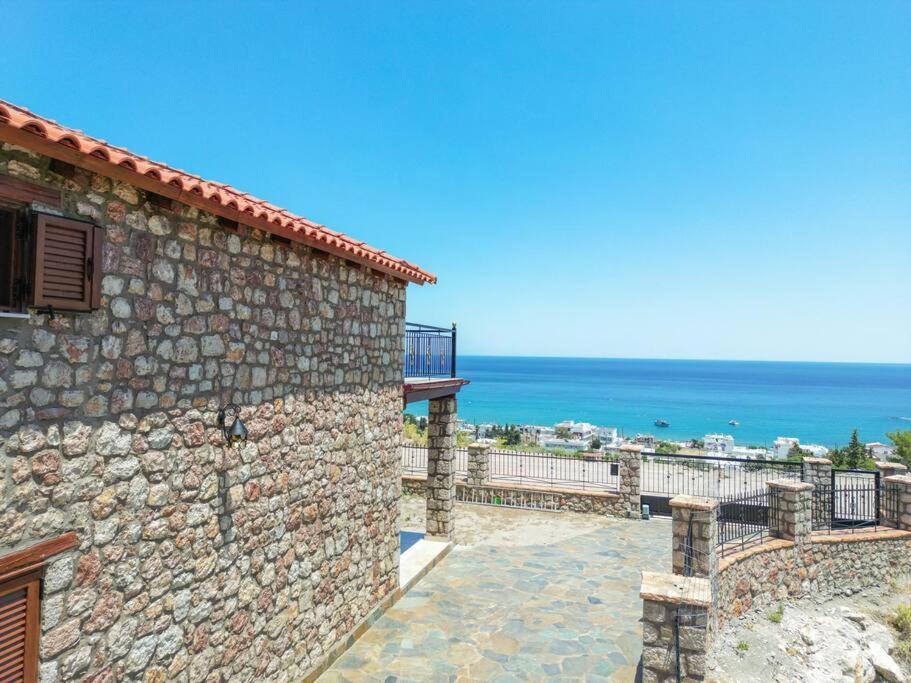 Petronas Land House 2 Vila Archangelos  Exterior foto